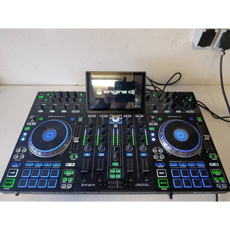 Denon prime 4 avec flight case - Garantie 6 mois