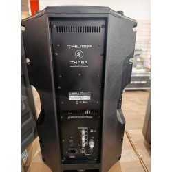 Paire d enceintes actives MACKIE THUMP TH15A