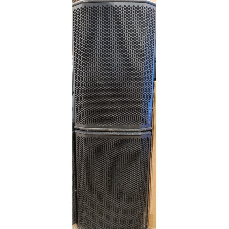 Lot de 2 caissons DB Technologies Sub 612 avec housses Thomann