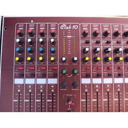 FREEVOX CLUB 10 avec flight case pro