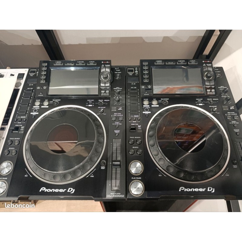 Lot de 2 platines Pioneer cdj 2000 nexus 2 avec decksaver