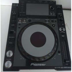 LOT DE 2 PLATINES PIONEER CDJ 2000 NEXUS avec flight case individuel