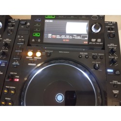 Lot de 2 Pioneer cdj 2000 avec 2 decksaver neuf - Garantie 6 mois