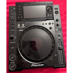 PIONEER CDJ 2000 avec flight case pro - Garantie 6 mois