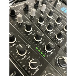 PIONEER DJM 900 NEXUS 2 avec flight case - Garantie 12 mois