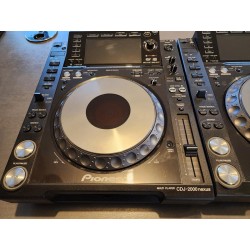 Lot de 2 Pioneer cdj 2000 nexus avec flights et decksaver