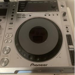 Pack 2 platines Pioneer cdj 850s + Pioneer djm 700s