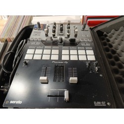 Pioneer DJM S7 avec Housse Pioneer
